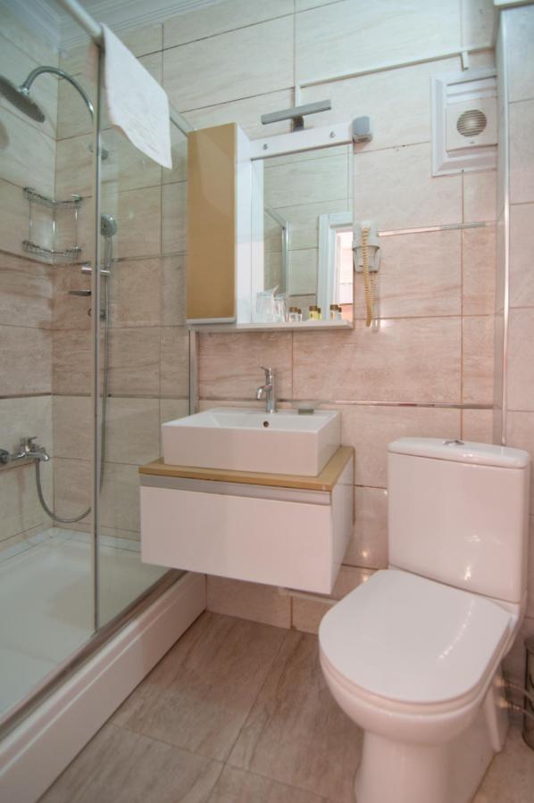 Genius Hotel Istanbul Ngoại thất bức ảnh